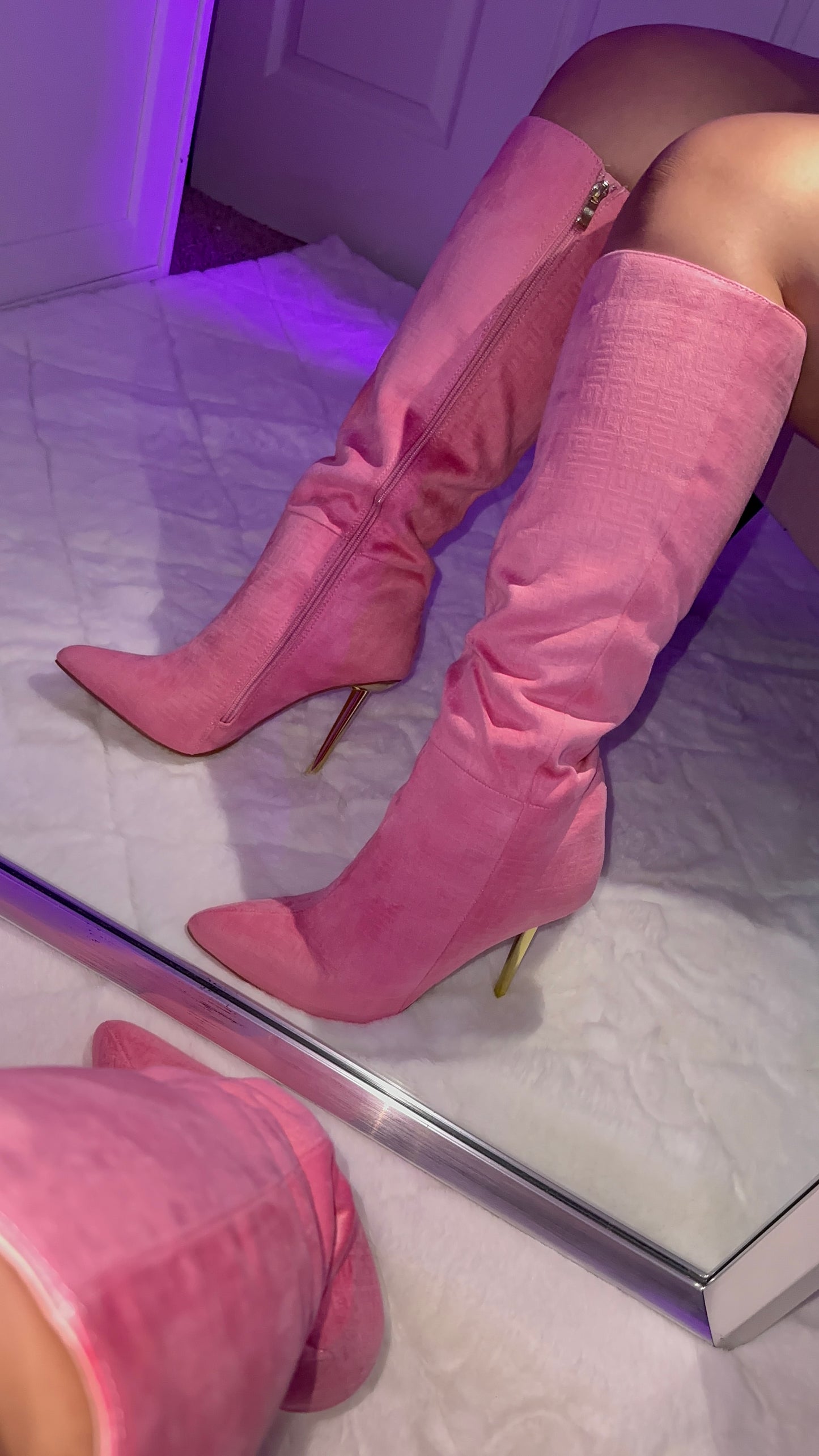 Pink Fall Moment Boots - Pink