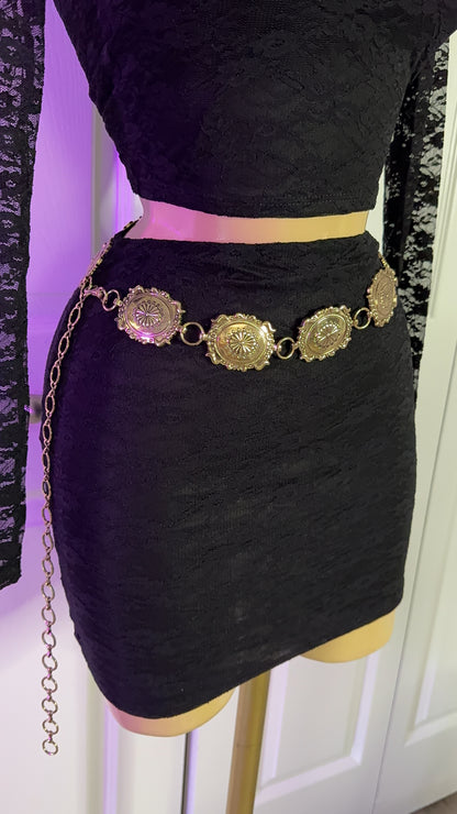 Almond Chain Belt - Gold